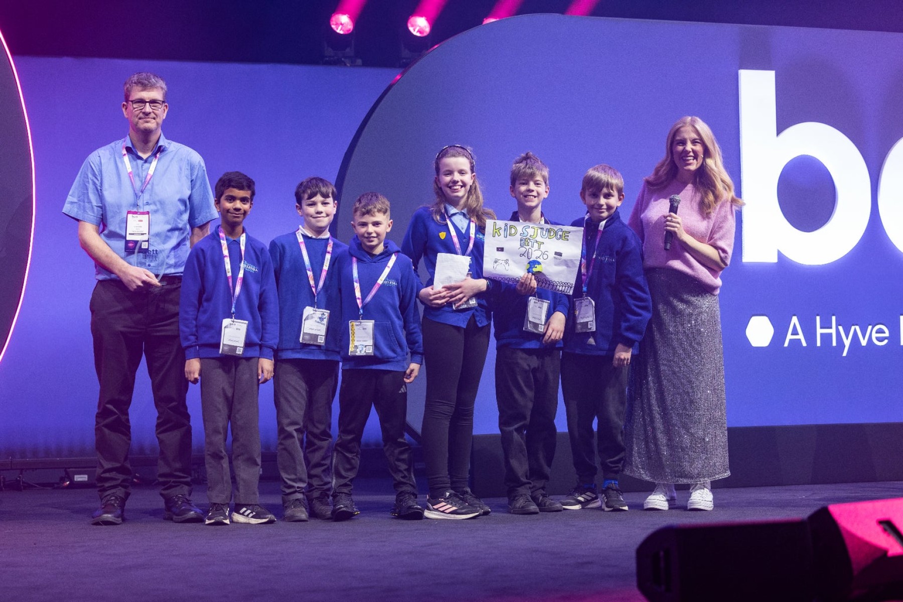 Lee Graham accepting the BETT Kids Judge Award 2026 for Data Harvest